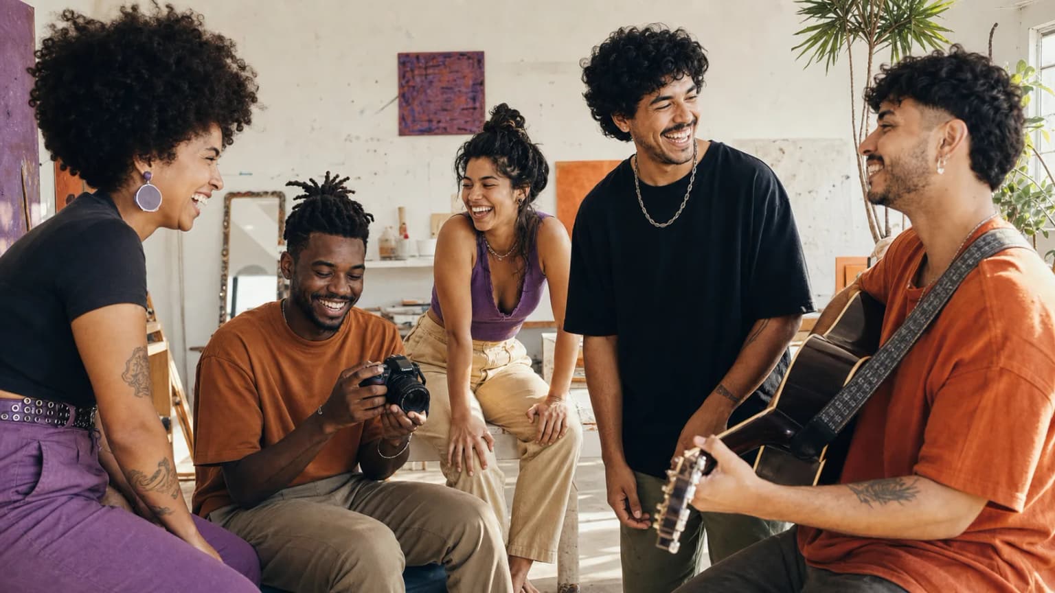 Creators reunidos em um encontro criativo