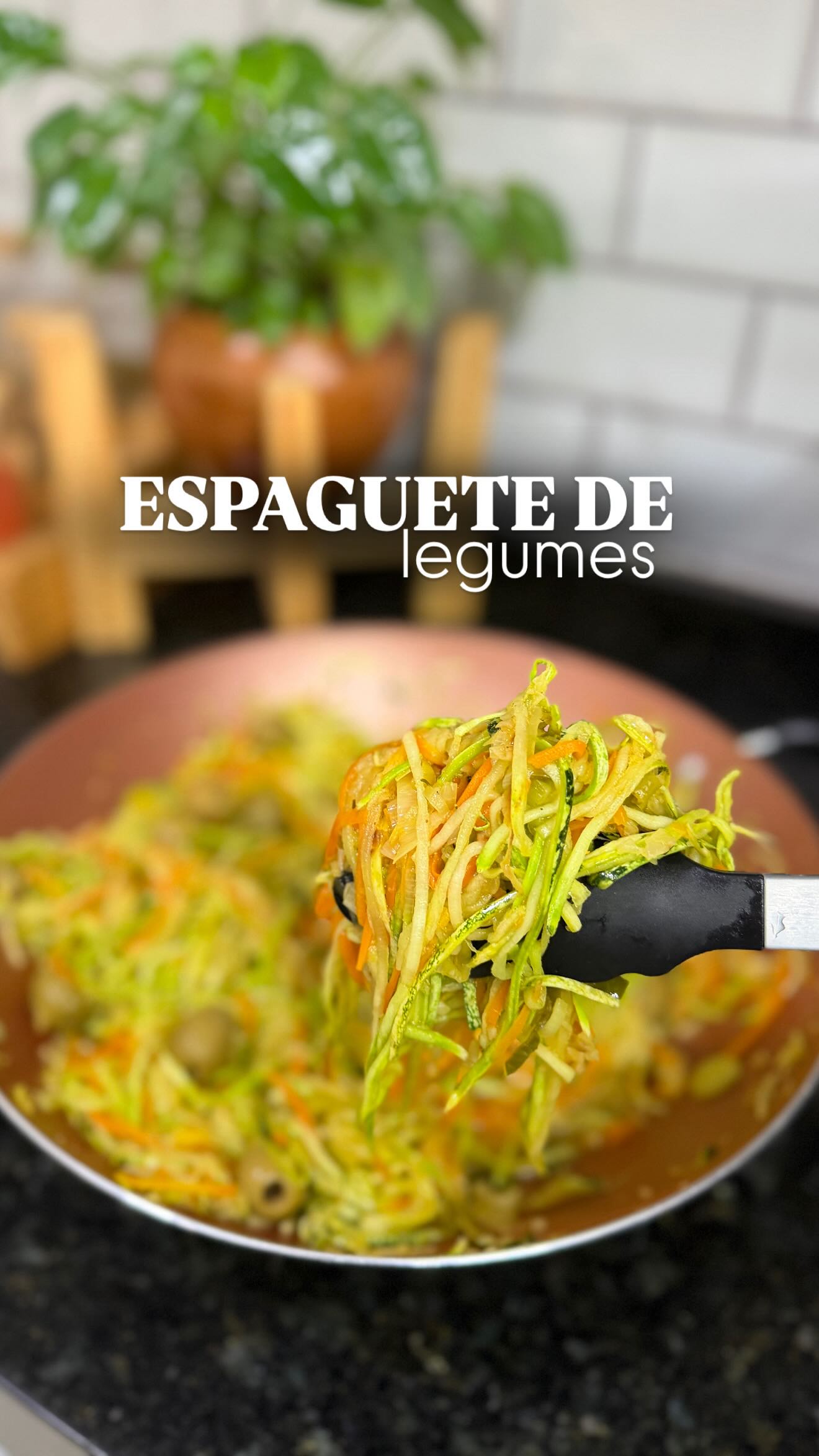 Esse espaguete é simplesmente maravilhoso! Rende bastante e você pode comer sem cul…