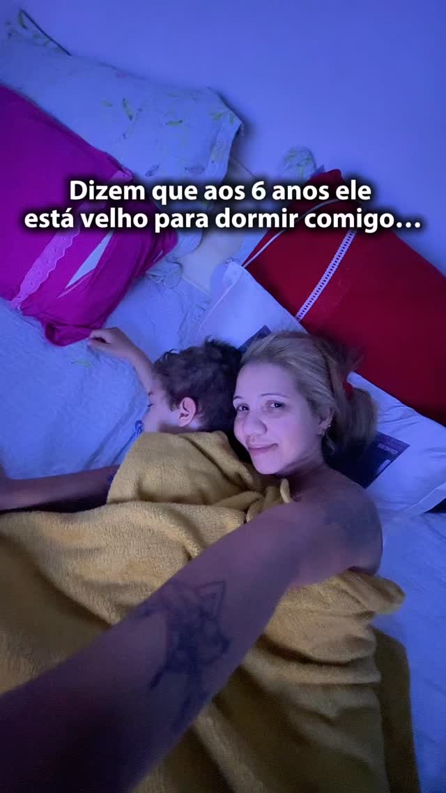Sim, 6 anos. Sim, na nossa cama. E não, eu não estou nem um pouco preocupada com o…