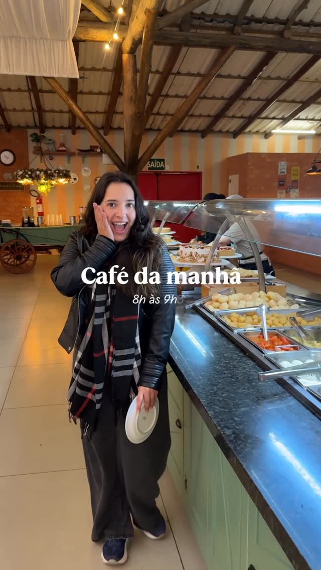 Voltei desses 3 dias praticamente rolando pra casa 🤣

Era comida boa atrás de comi…