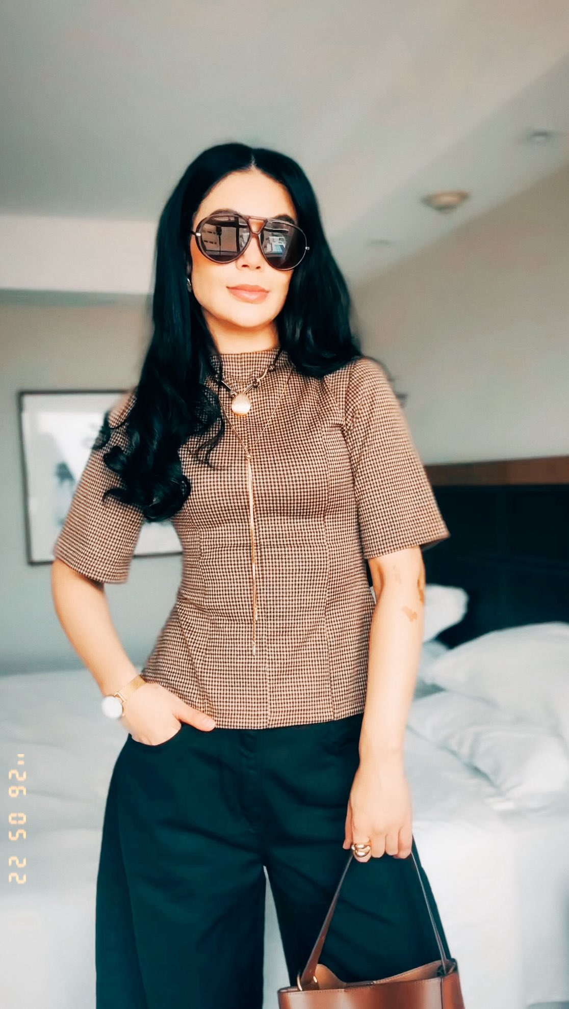 #LOOKDODIA - É nos detalhes que o look ganha personalidade. 🤎