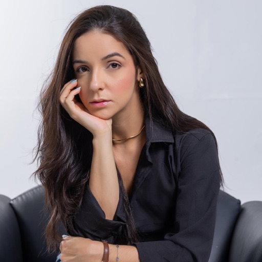 Foto de perfil de Cecília Lopes